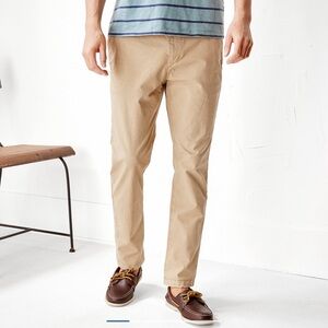 American Eagle men’s slim fit khaki pants. Excellent use condition! size 29 x 30